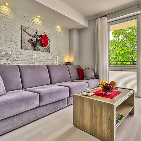 Apartment Esensja Z Widokiem Na Gory I Przy Dworcu - 5d *